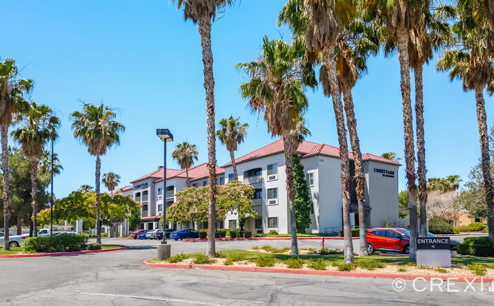 Pictures of Hospitality property located at 530 W Rancho Vista Blvd, Palmdale, CA 93551 for sales - image #1