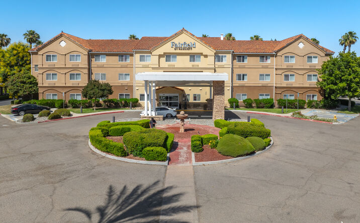 Pictures of Hospitality property located at 140 S Akers St, Visalia, CA 93291 for sales - image #1