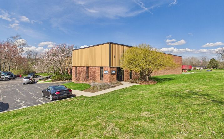 Pictures of Industrial property located at 305 Commerce Dr, Exton, PA 19341 for sales - image #1