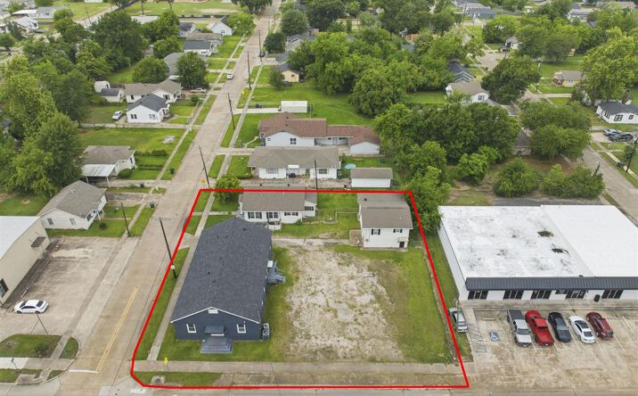 Pictures of Multifamily property located at 2712 Kirkman Street, Lake Charles, LA 70601 for sales - image #1