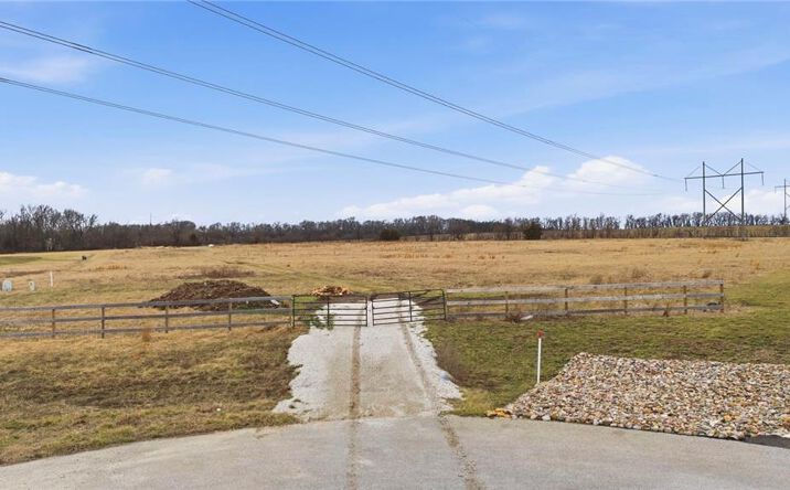 Pictures of Land, Multifamily property located at 15350 W 193rd Terrace, Spring Hill, KS 66083 for sales - image #1
