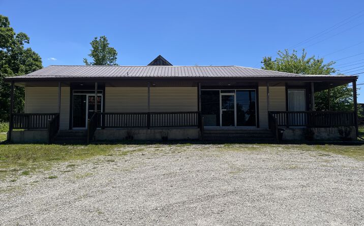 Pictures of Office property located at 201 E Roosevelt St, Salem, MO 65560 for sales - image #1