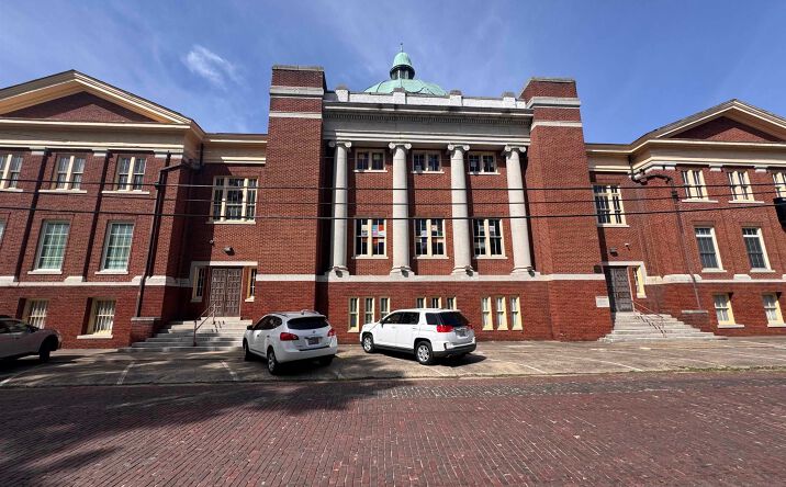 Pictures of Special Purpose property located at 901 Jefferson Avenue, Huntington, WV 25704 for sales - image #1