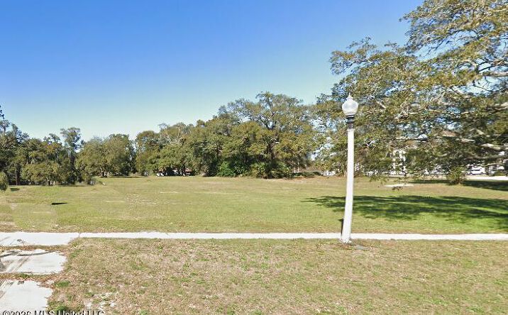 Pictures of Land property located at 1252-1270 Beach Boulevard, Biloxi, MS 39530 for sales - image #1