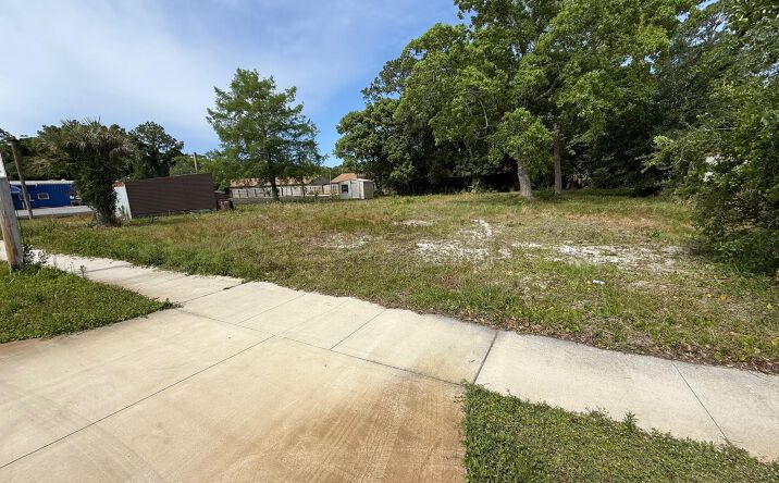 Pictures of Land property located at 2031 Wilkinson Avenue, Panama City Beach, FL 32408 for sales - image #1
