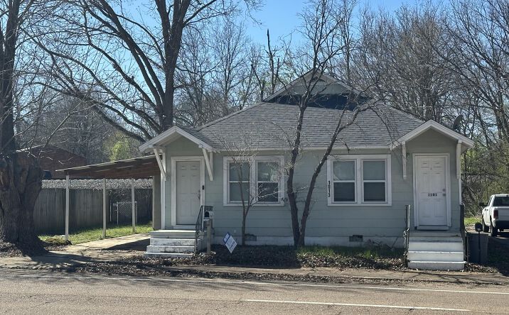Pictures of Multifamily property located at 1099-1101 N 1st Street, Milan, TN 38358 for sales - image #1