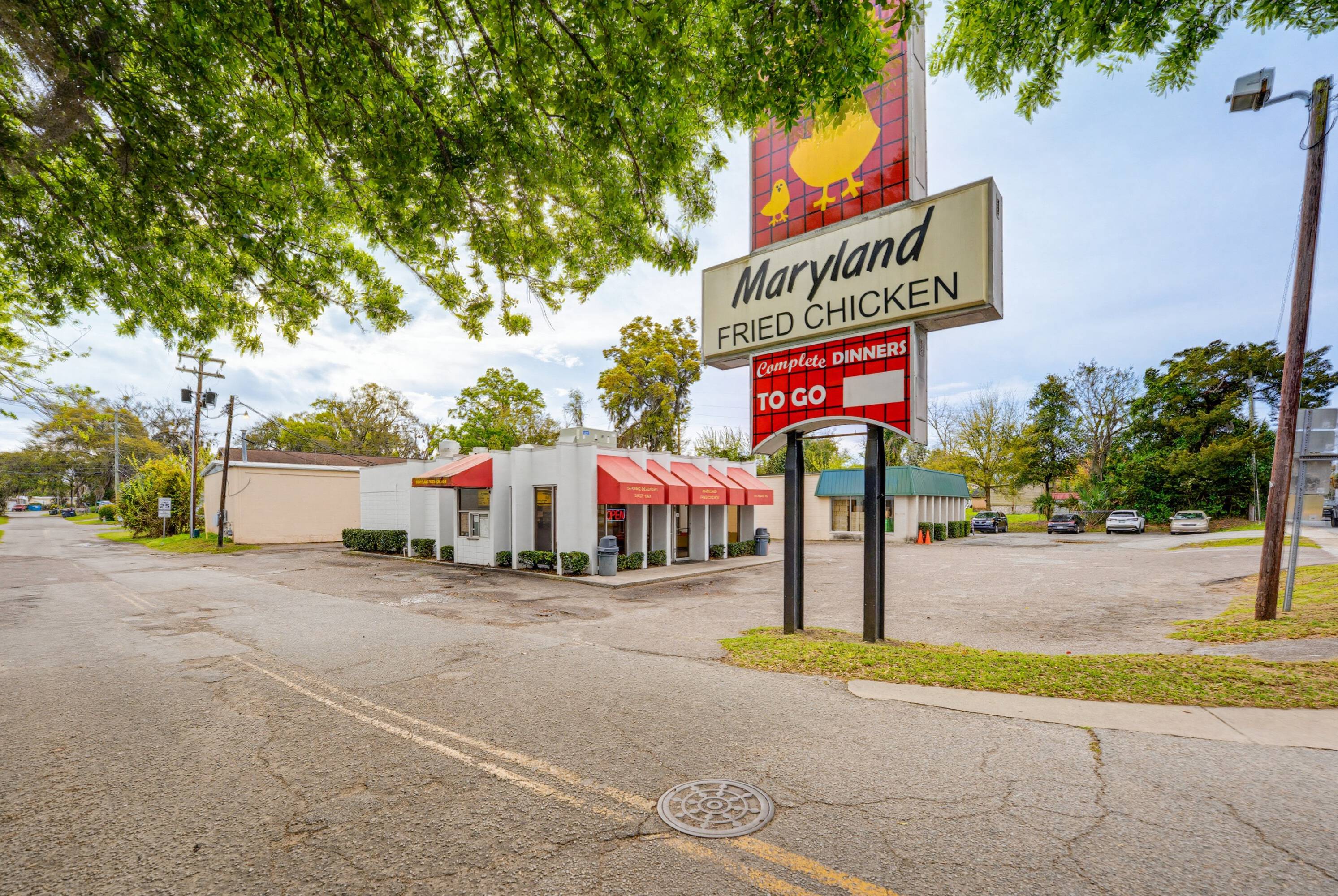 111 Ribaut Rd, Beaufort, SC 29902