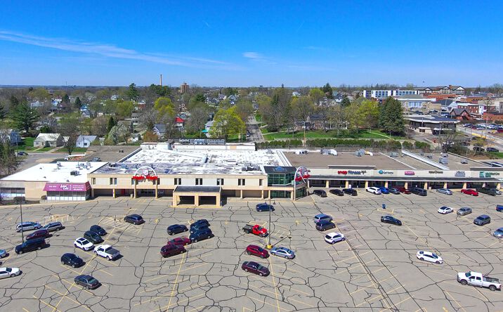 Pictures of Retail property located at 125 E Pine Street, Platteville, WI 53818 for sales - image #1