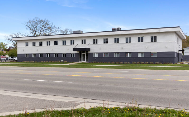 Pictures of Office property located at 20411 W 12 Mile Road, Southfield, MI 48076 for sales - image #1