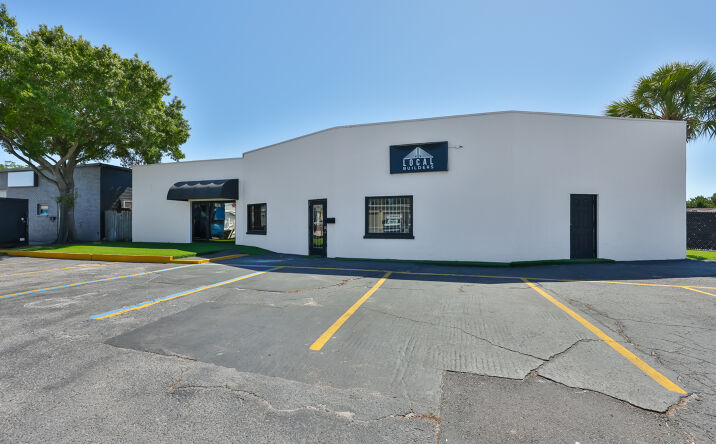 Pictures of Industrial, Office property located at 1801 28th St N, St Petersburg, FL 33713 for sales - image #1