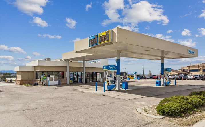 Pictures of Retail property located at 11515 S Parker Road, Parker, CO 80134 for sales - image #1