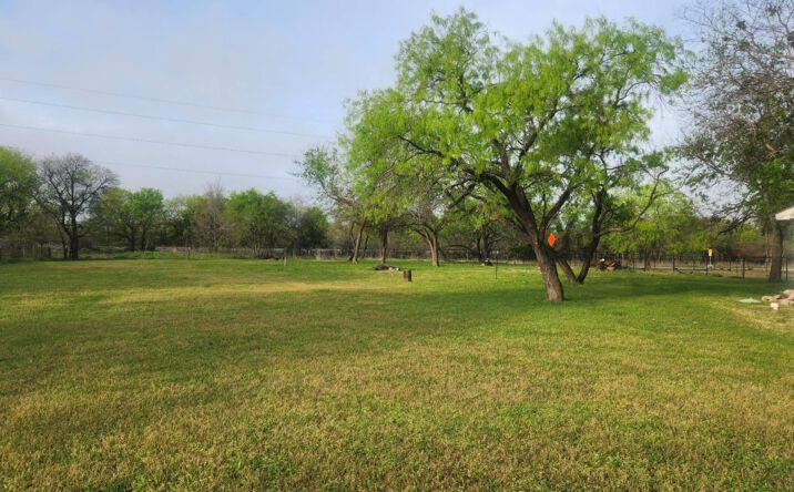 7241 S I-45 Road, Alma