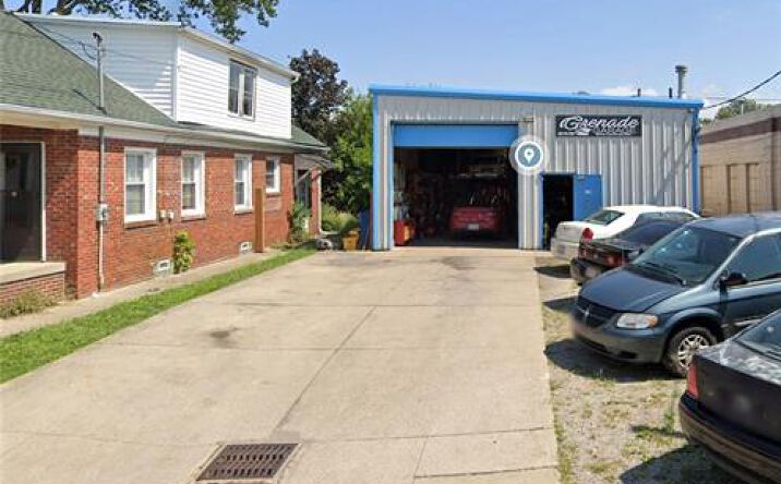 Pictures of Industrial property located at 158 Eady Ct, Elyria, OH 44035 for sales - image #1