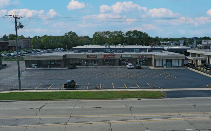 Pictures of Retail property located at 18320-18336 S Kedzie Ave, Homewood, IL 60430 for sales - image #1
