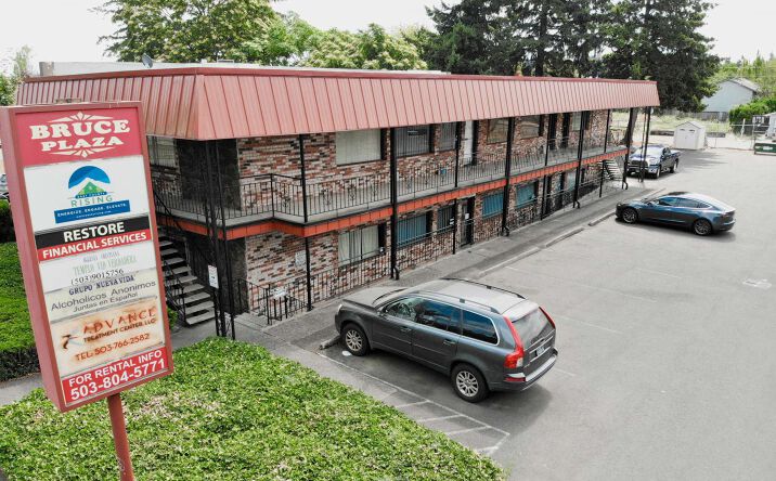 18210 E Burnside Street, Gresham