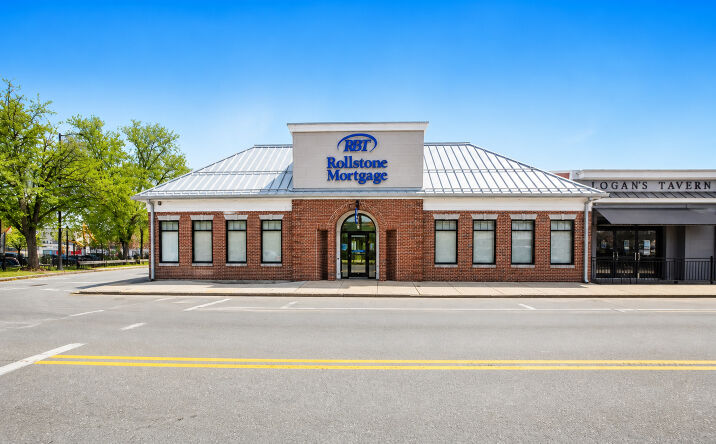 Pictures of Retail property located at 4 Central Street, Leominster, MA 02657-2105 for sales - image #1