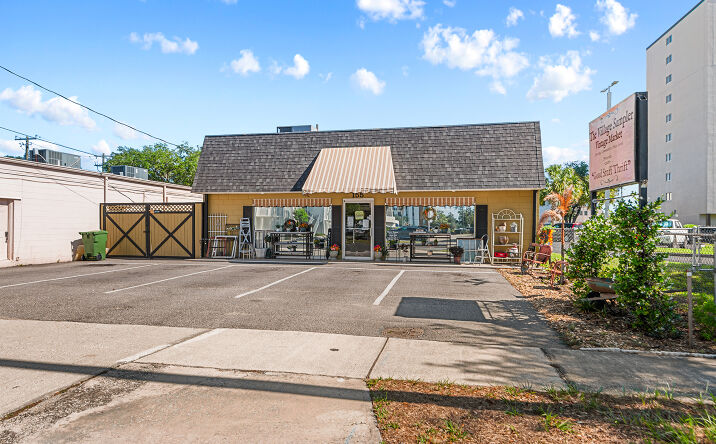 Pictures of Retail, Office, Business for Sale property located at 155 Avenue B Southwest, Winter Haven, FL 33880 for sales - image #1