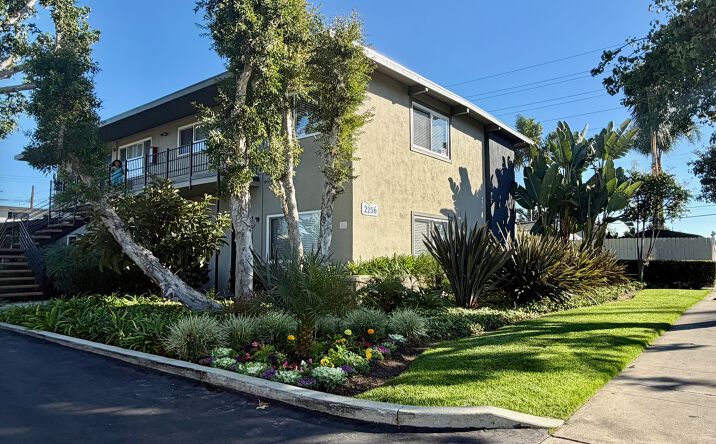 Pictures of Multifamily property located at 2256-2260 Maple St., Costa Mesa, CA 92627 for sales - image #1