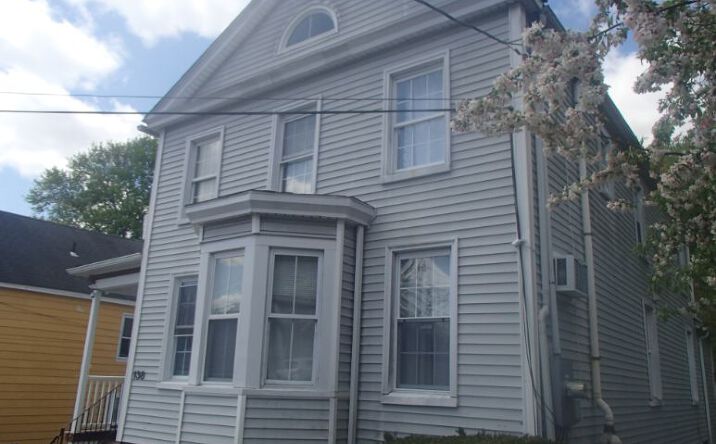 Pictures of Multifamily property located at 138 Broadway, Norwich, CT 06360 for sales - image #1