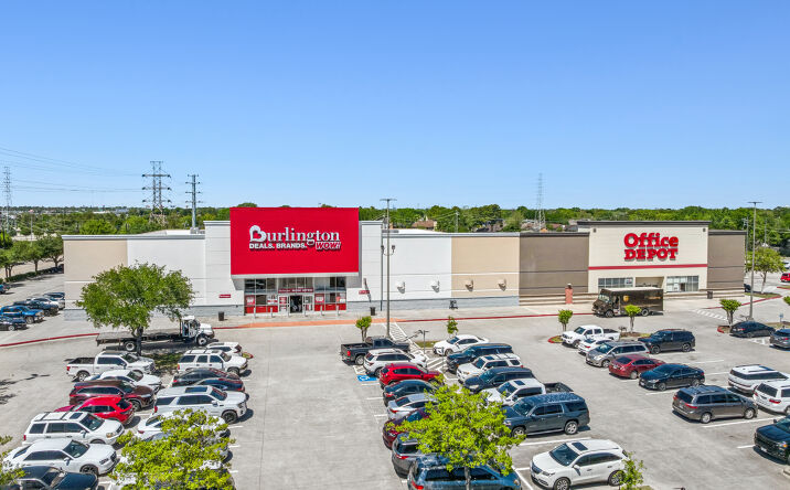 Pictures of Retail, Land property located at 3931 FAIRWAY PLAZA DR, PASADENA, TX 77505-3754 for sales - image #1
