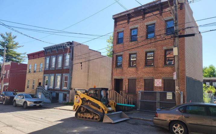 Pictures of Mixed Use property located at 126-132 Clinton St, Albany, NY 12202 for sales - image #1