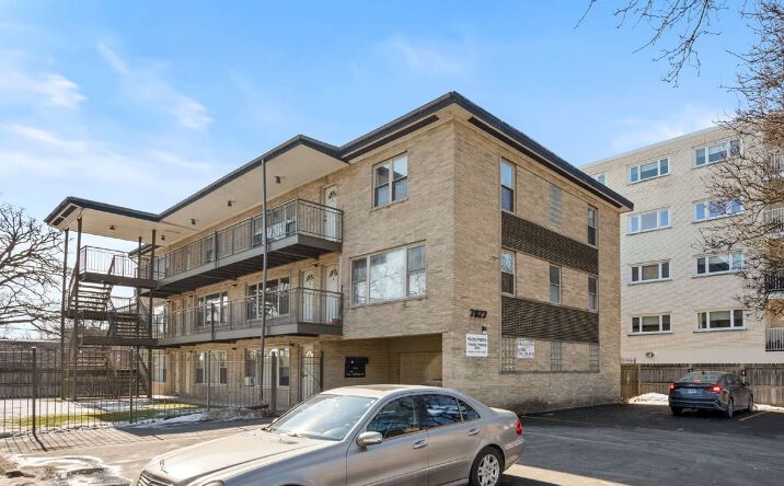 Pictures of Multifamily property located at 7827 West North Avenue, River Forest, IL 60305 for sales - image #1