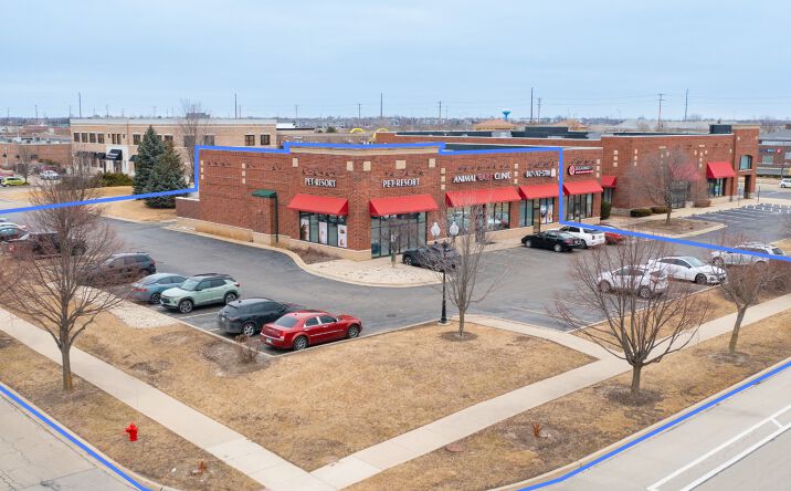 Pictures of Office property located at 477 Briargate Dr, South Elgin, IL 60177 for sales - image #1