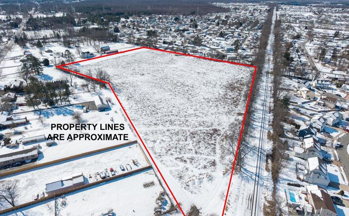 Pictures of Land property located at 1142 Bear Corbitt Rd, Bear, DE 19701 for sales - image #1