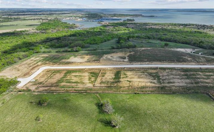 Pictures of Land property located at 1504 Megaview Drive, Sanger, TX 76266 for sales - image #1