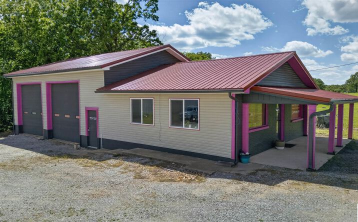 Pictures of Industrial, Office, Retail property located at 13626 7, Warsaw, MO 65355 for sales - image #1