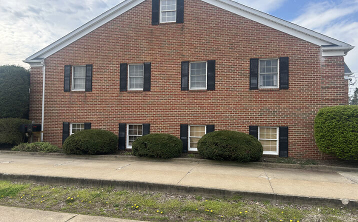 Pictures of Office property located at 3721 Whipple Ave NW, Canton, OH 44718 for sales - image #1