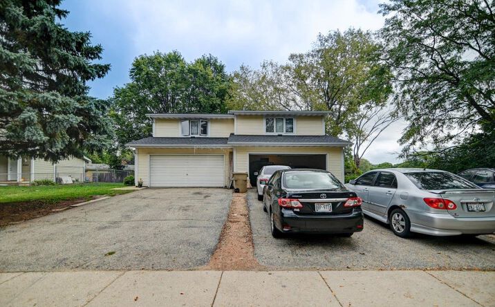 Pictures of Multifamily property located at 2309/2311 McKenna Boulevard, Madison, WI 53711 for sales - image #1