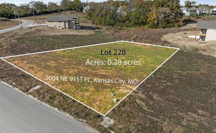 Pictures of Land, Multifamily property located at 2604 NE 91st Place, Kansas City, MO 64156 for sales - image #1