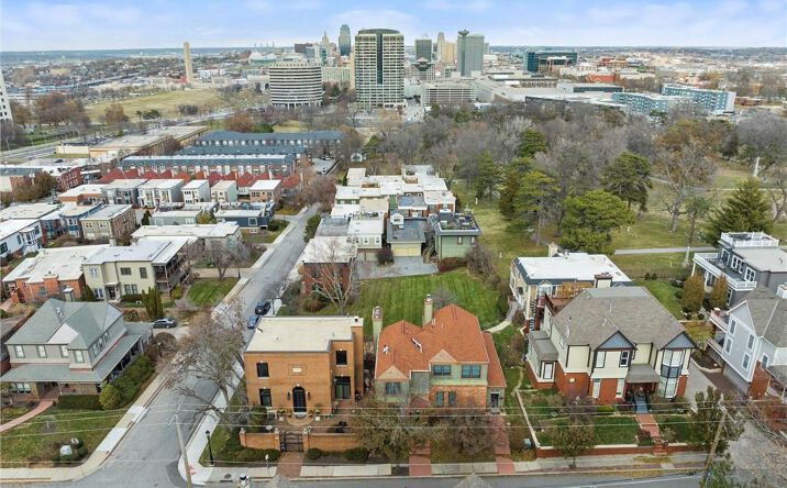Pictures of Land, Multifamily property located at 2949 Grand Avenue, Kansas City, MO 64108 for sales - image #1