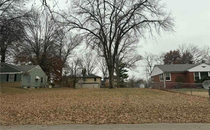 Pictures of Land, Multifamily property located at 10003 E 36th Street S, Independence, MO 64052 for sales - image #1