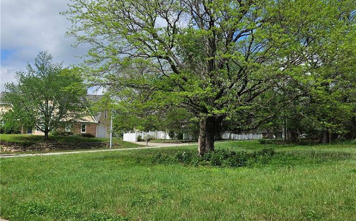 Pictures of Land, Multifamily property located at 13400 E 53rd Terrace, Kansas City, MO 64133 for sales - image #1