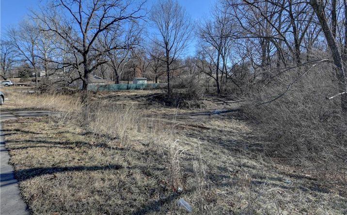 Pictures of Land, Multifamily property located at 2701 NW 68th Street, Kansas City, MO 64151 for sales - image #1