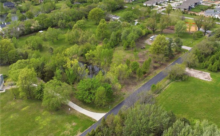 Pictures of Land, Multifamily property located at 10985 W 175th Street, Overland Park, KS 66221 for sales - image #1