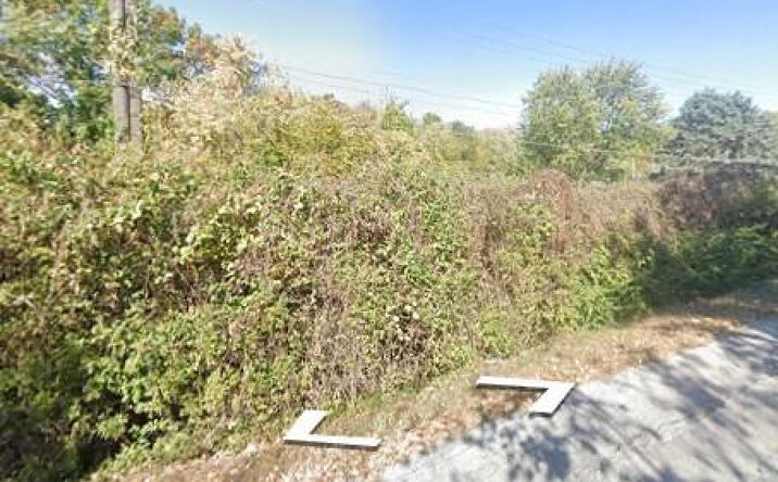 Pictures of Land, Multifamily property located at 400 W Murray Street, Liberty, MO 64068 for sales - image #1