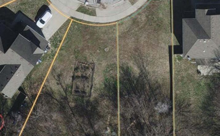 Pictures of Land, Multifamily property located at 907 Anna Tappan Way, Lawrence, KS 66044 for sales - image #1
