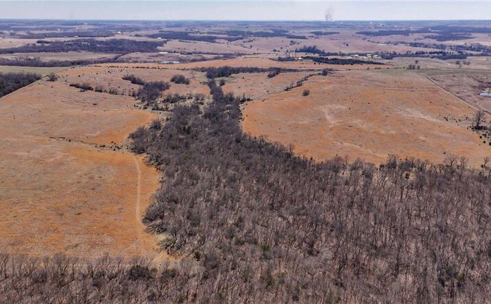 Pictures of Land property located at 160 Acres M/L N 750 Road, Overbrook, KS 66524 for sales - image #1