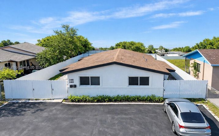 Pictures of Multifamily property located at 2480 NW 139th St, Opa-Locka, FL 33054 for sales - image #1