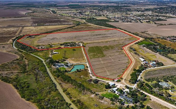 Pictures of Land, Multifamily property located at Mile 4 1/2 West Road, Weslaco, TX 78596 for sales - image #1