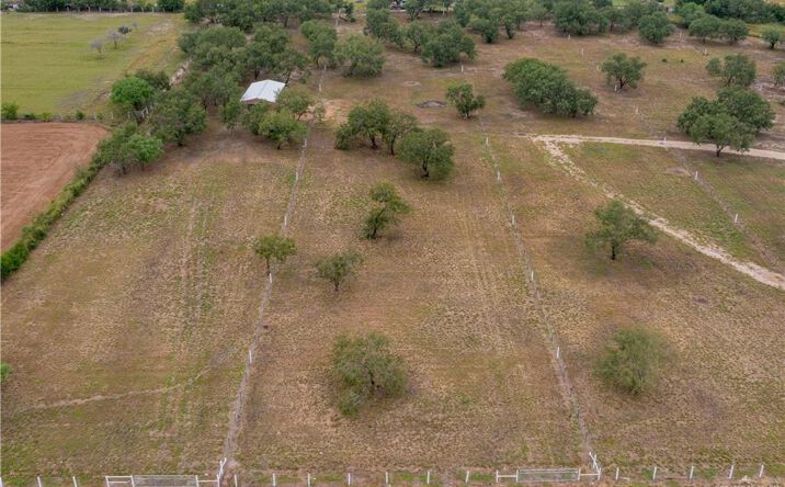 Pictures of Land, Multifamily property located at 401 Lot #2 E Wisconsin Road, Donna, TX 78537 for sales - image #1