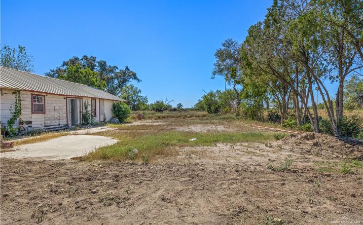 Pictures of Land, Multifamily property located at 1818 E Main Avenue, Alton, TX 78573 for sales - image #1