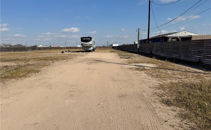 Pictures of Land, Multifamily property located at 15624 Cavargna Drive, Elsa, TX 78542 for sales - image #1
