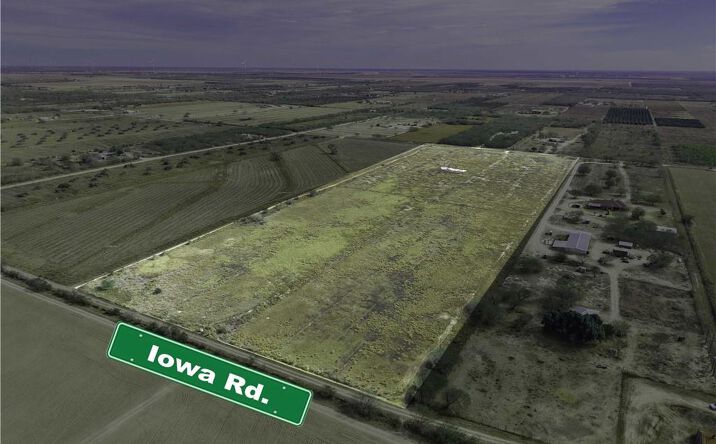 14-15 Iowa Road, Edinburg