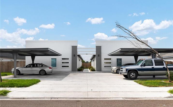 Pictures of Multifamily property located at 901 N Maryland Street, Alton, TX 78573 for sales - image #1