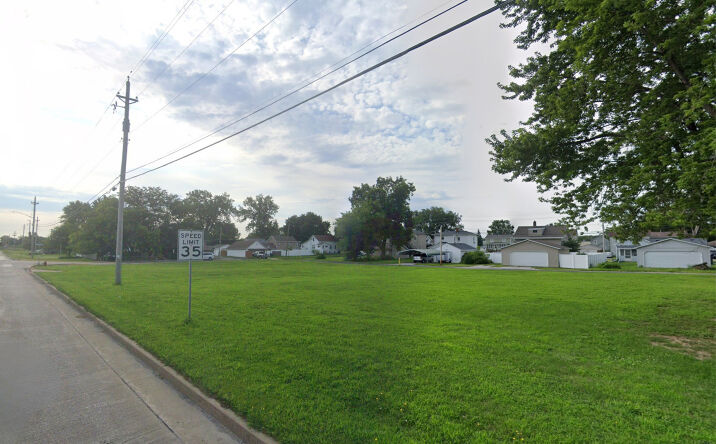 Pictures of Land property located at 226 E 1st Avenue, Milan, IL 61264 for sales - image #1