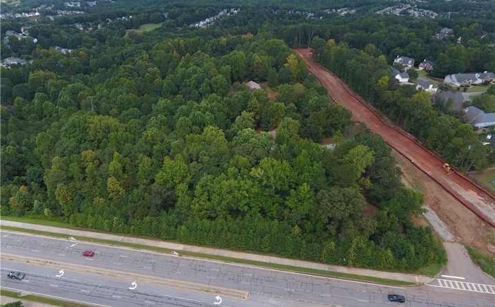Pictures of Land property located at 1661 Friendship Road, Hoschton, GA 30548 for sales - image #1